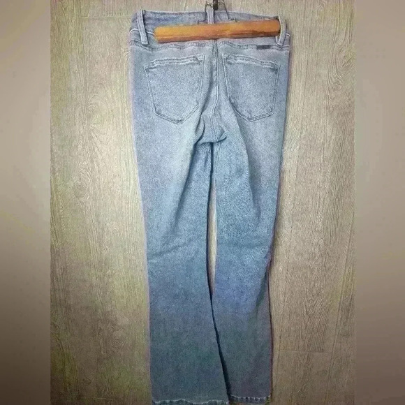 Kancan flare jeans with 4 button-down up fly. Size 5/26 - Picture 3 of 7